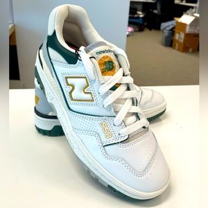 New Balance 550 NWT, white/gold/ night watch green Men’s Size 5, Women’s Size 6.